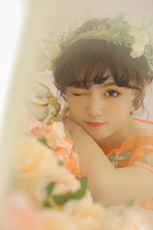 《年轻女教师》在线